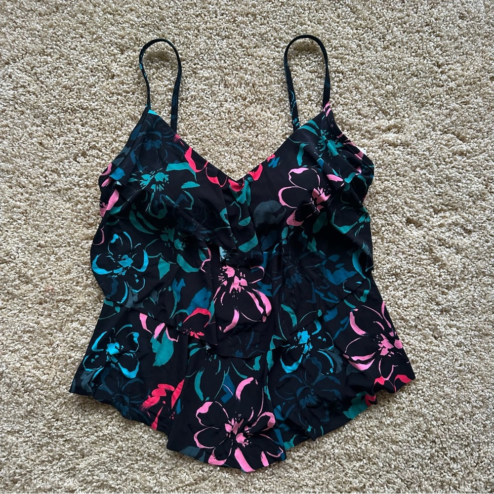 Aqua Green Triple Ruffle Tier Tankini Top‎ NWT Small